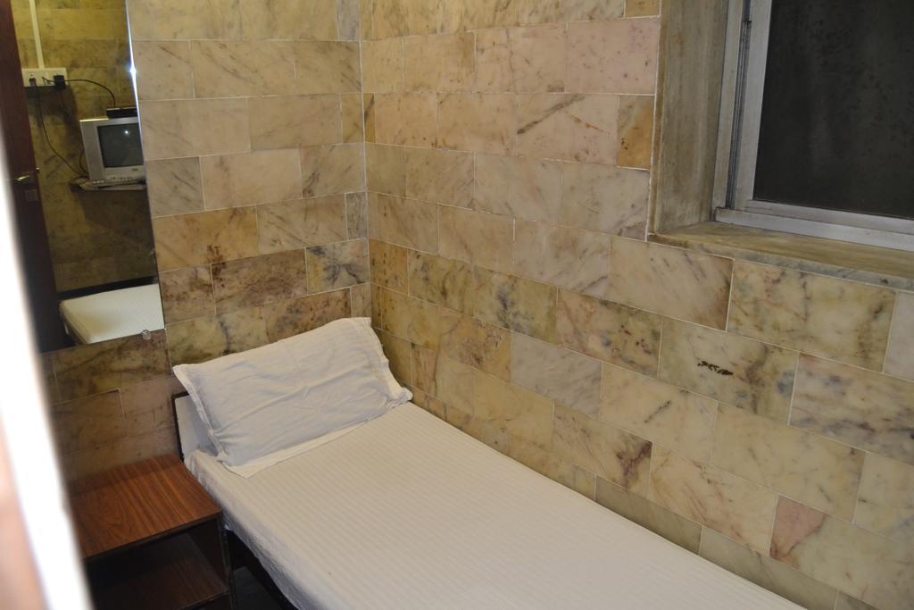 Zahra Guest House Mumbai Exterior photo