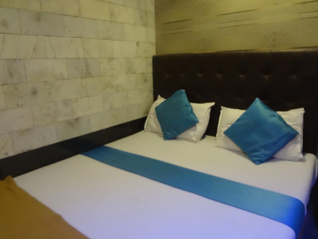 Zahra Guest House Mumbai Exterior photo
