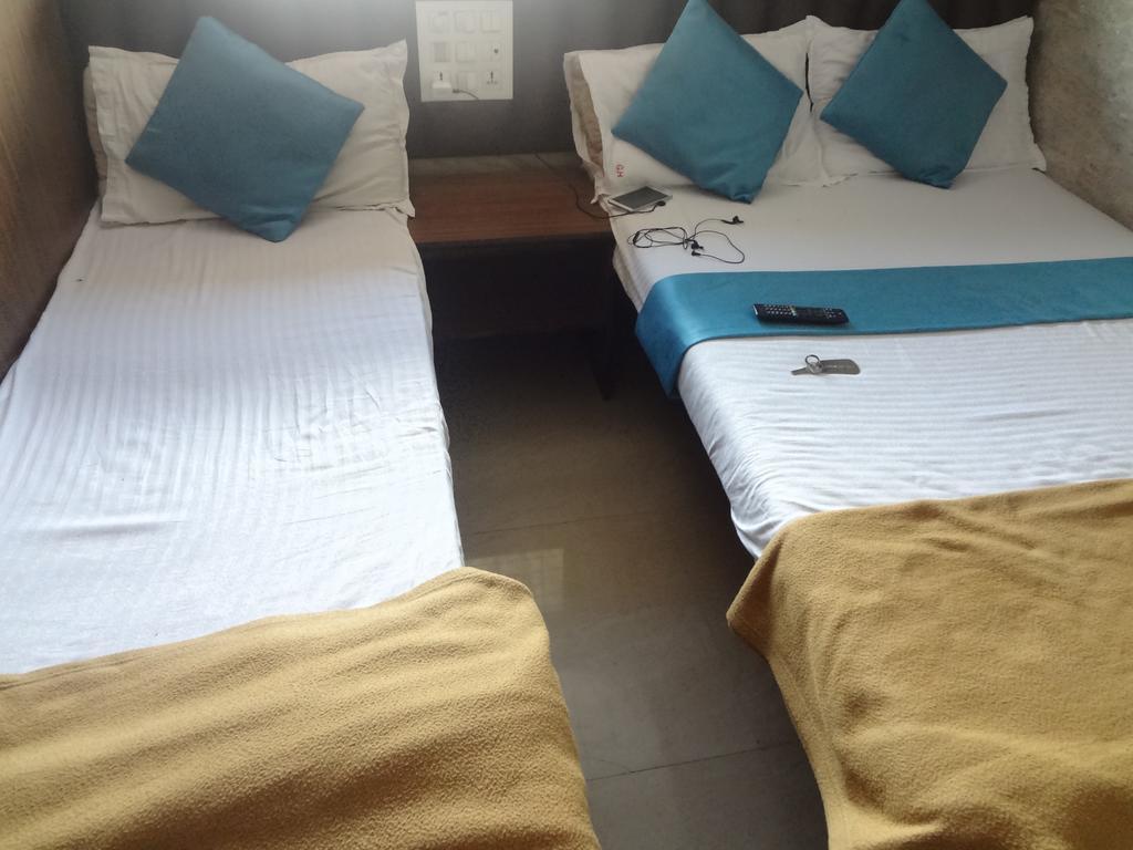 Zahra Guest House Mumbai Exterior photo